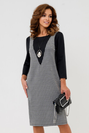 Платье женское (44)